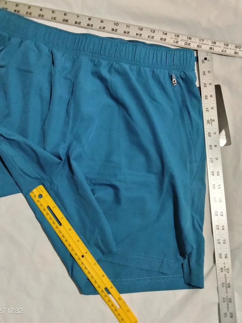 RBX Live Life Active Mens Large Teal Blue Rep Short 7